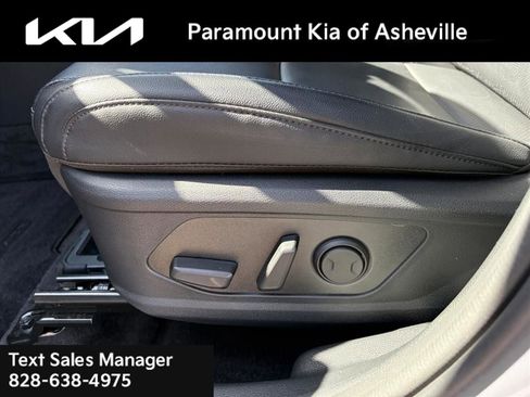 Certified 2025 Kia Sportage EX w/ EX Premium Package image 19