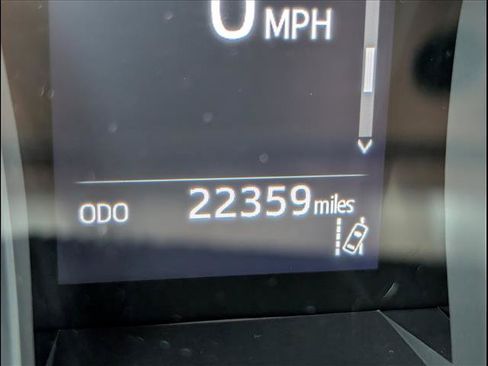 Used 2020 Toyota Camry LE FWD image 14