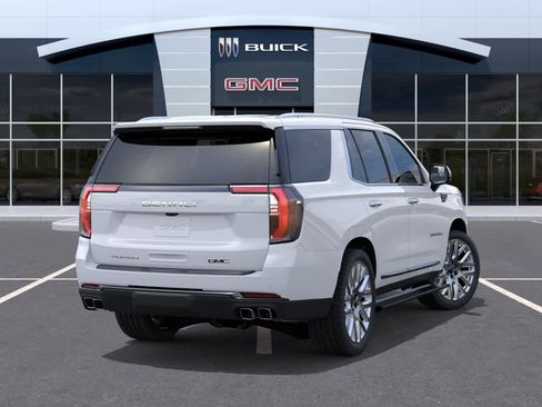 New 2026 GMC Yukon Denali Ultimate w/ LPO, Floor Liner Package AWD/4WD image 4