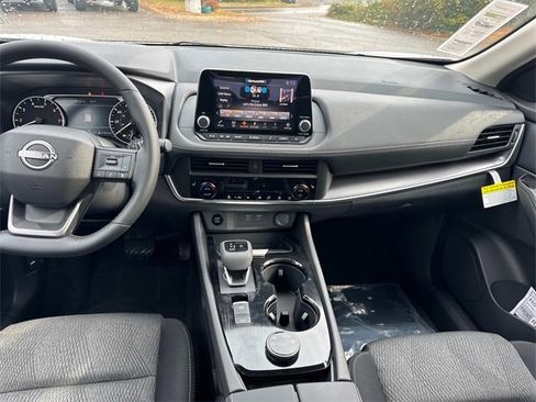 New 2026 Nissan Rogue SV image 20