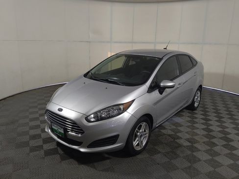 Used 2017 Ford Fiesta SE FWD image 15