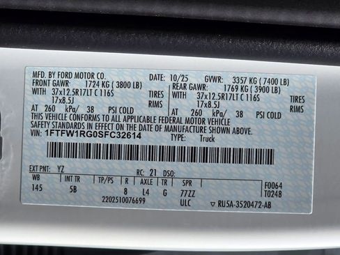 Used 2025 Ford F150 Raptor AWD/4WD image 28