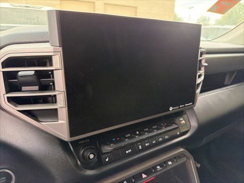 Used 2022 Toyota Tundra SR5 w/ SR5 Premium Package image 16