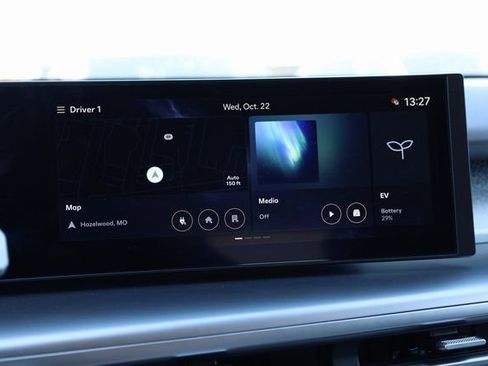 New 2026 Hyundai Ioniq 9 SE AWD/4WD image 18