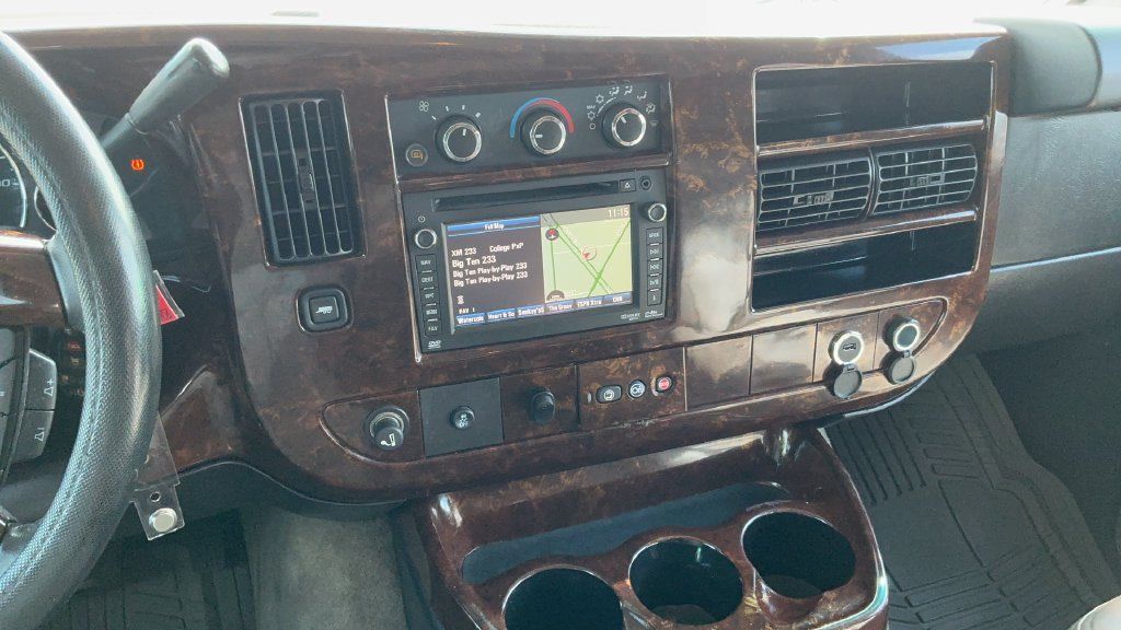 Used 2014 GMC Savana 1500 RWD image 8