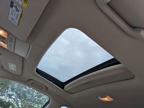 Used 2015 Honda CR-V Touring image 20