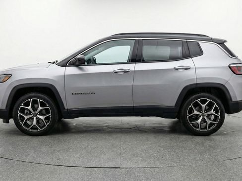 Used 2025 Jeep Compass Limited AWD/4WD image 5