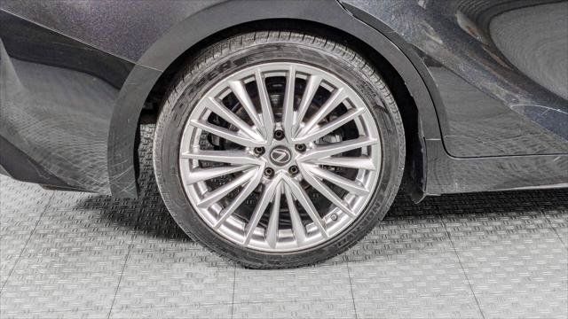 Used 2022 Lexus IS 300 AWD w/ Premium Package image 35