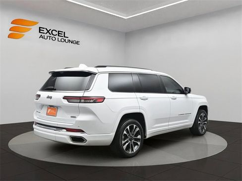 Used 2021 Jeep Grand Cherokee L Overland w/ Advanced Protech Group III image 5