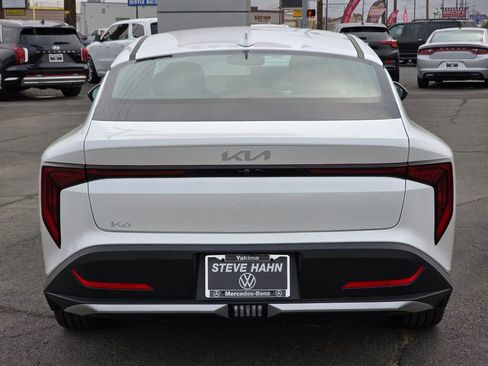 New 2025 Kia K4 EX image 4
