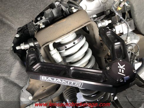 Used 2022 GMC Sierra 1500 SLE AWD/4WD image 2