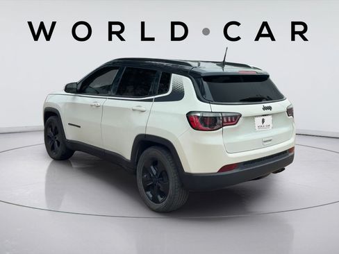 Used 2021 Jeep Compass Latitude FWD image 9