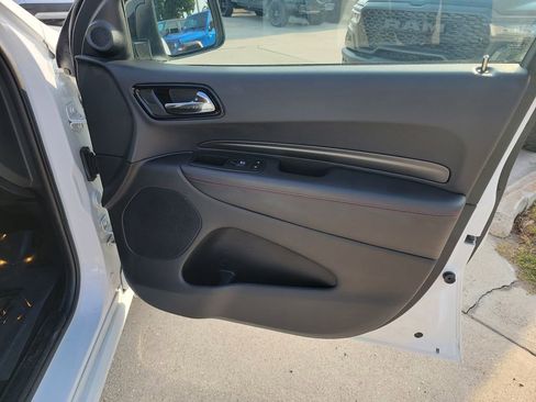 Used 2023 Dodge Durango GT RWD image 14