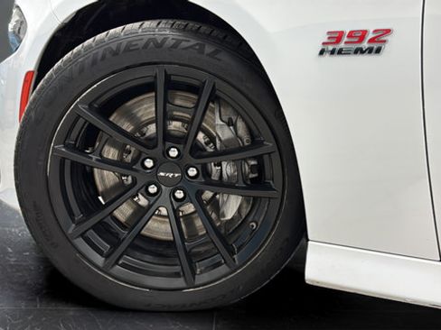 Used 2022 Dodge Charger Scat Pack w/ Dynamics Package RWD image 34