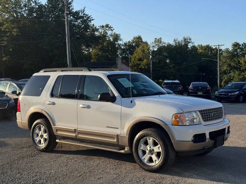 Used 2005 Ford Explorer Eddie Bauer AWD/4WD image 11