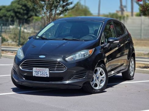 Used 2014 Ford Fiesta SE w/ Exterior Protection Package FWD image 17