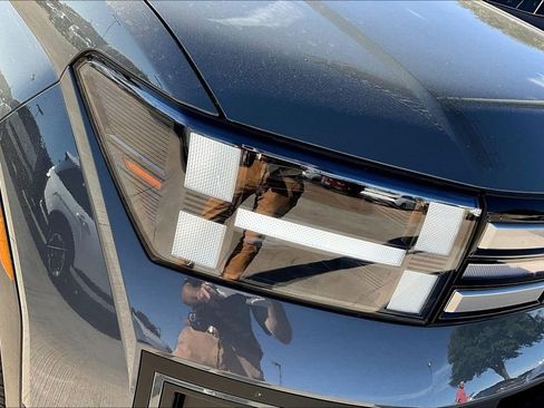 Used 2026 Hyundai Santa Fe SEL AWD/4WD image 35