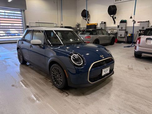 New 2026 MINI Cooper S image 7