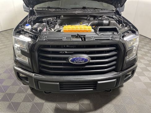 Used 2015 Ford F150 XLT w/ Equipment Group 302A Luxury AWD/4WD image 25
