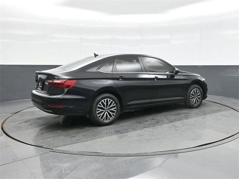 Used 2021 Volkswagen Jetta SE image 7