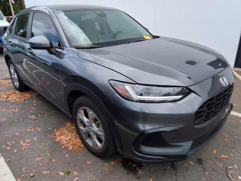 Used 2023 Honda HR-V LX image 1