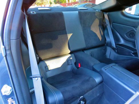 Used 2023 Toyota GR86 Premium w/ ALL Weather Mat Package (TMS) image 14