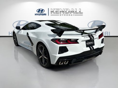 Used 2022 Chevrolet Corvette Stingray Premium Cpe w/ Z51 Performance Package image 4