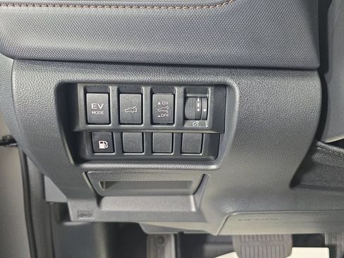 Used 2025 Subaru Forester Touring AWD/4WD image 22