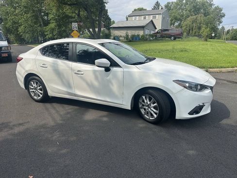 Used 2016 MAZDA MAZDA3 i Grand Touring FWD image 6