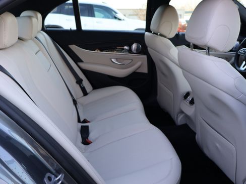 Certified 2020 Mercedes-Benz E 350 Sedan image 25
