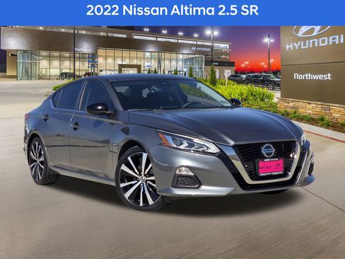 Used 2022 Nissan Altima 2.5 SR image 1