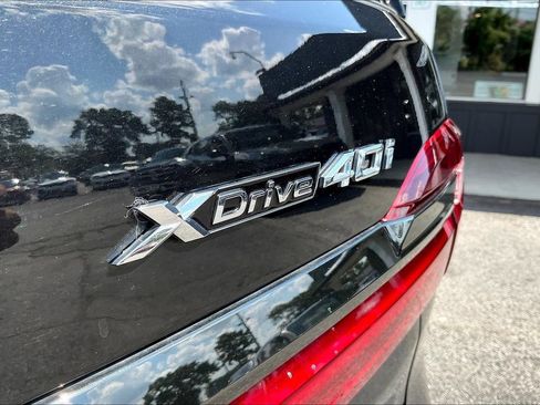 Used 2022 BMW X7 xDrive40i w/ M Sport Package AWD/4WD image 23