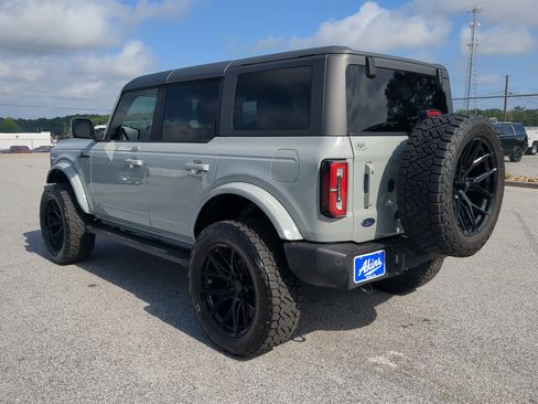 Used 2022 Ford Bronco Outer Banks AWD/4WD image 5