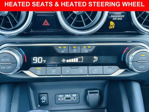 Used 2024 Nissan Sentra SR w/ SR Premium Package image 7