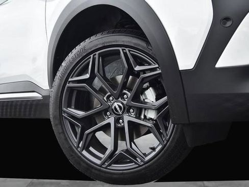 New 2026 Nissan Kicks SR w/ SR Premium Package image 3