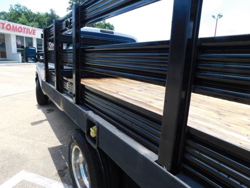 Used 2015 Ford F350 XL w/ Trailer Tow Package image 14