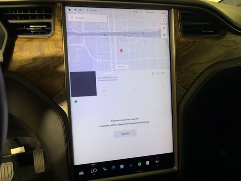 Used 2020 Tesla Model X Long Range AWD/4WD image 22