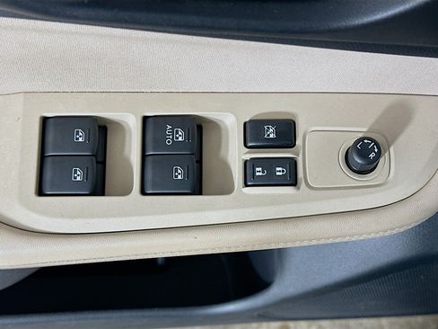 Used 2015 Subaru Legacy 2.5i AWD/4WD image 15