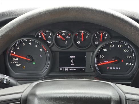 Used 2023 Chevrolet Silverado 1500 Custom image 7