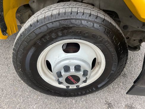 Used 2021 GMC Savana 3500 Extended w/ Power Convenience Package image 7