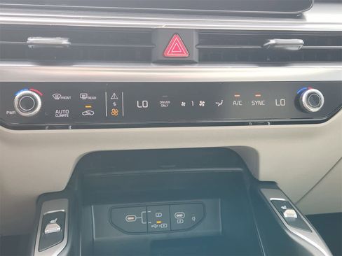 New 2026 Kia Sorento EX w/ EX Premium Package image 16