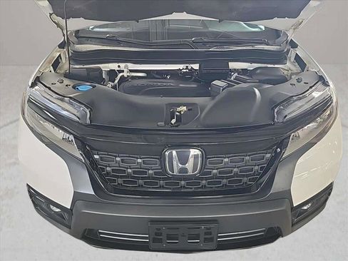Used 2021 Honda Passport Elite image 9
