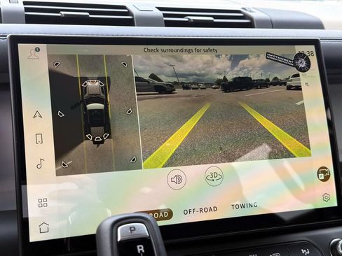 New 2026 Land Rover Defender 110 X-Dynamic SE AWD/4WD image 24