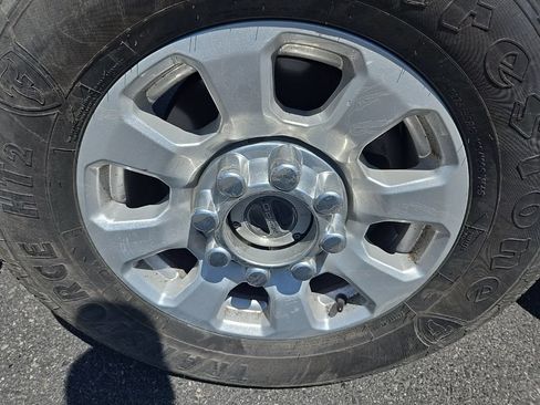 Used 2024 Ford F250 XLT AWD/4WD image 38