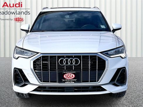 Used 2024 Audi Q3 2.0T Premium Plus w/ Premium Plus Package image 2