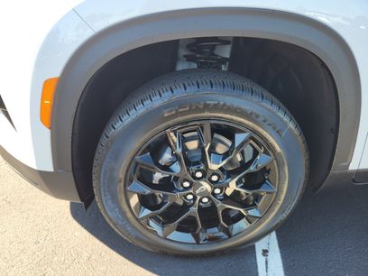 New 2026 Chevrolet Traverse LT