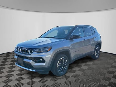 Used 2023 Jeep Compass Limited AWD/4WD image 1