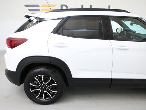 Certified 2023 Chevrolet TrailBlazer ACTIV w/ Convenience Package FWD image 10