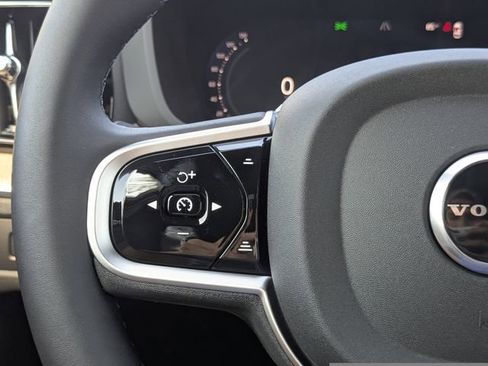 New 2026 Volvo XC60 B5 Plus w/ Protection Package Premier image 28