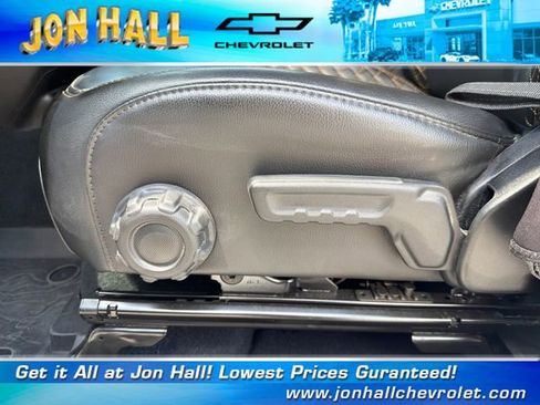 Used 2022 Jeep Gladiator Overland AWD/4WD image 18
